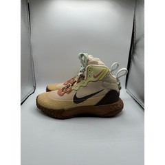 Nike Terrascout GS “Light British Tan” size 3.5y/5 women’s