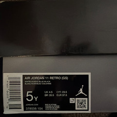Jordan Air Jordan 11 Retro GS White/Legend Blue/Black Sneaker 5Y 378038-104