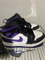 Size 13 Child GS) – Jordan 1 Mid Dark Iris