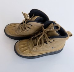 Nike Woodside 2 ACG High Wheat Size 11C Child Kids‘ Boots Sneakers