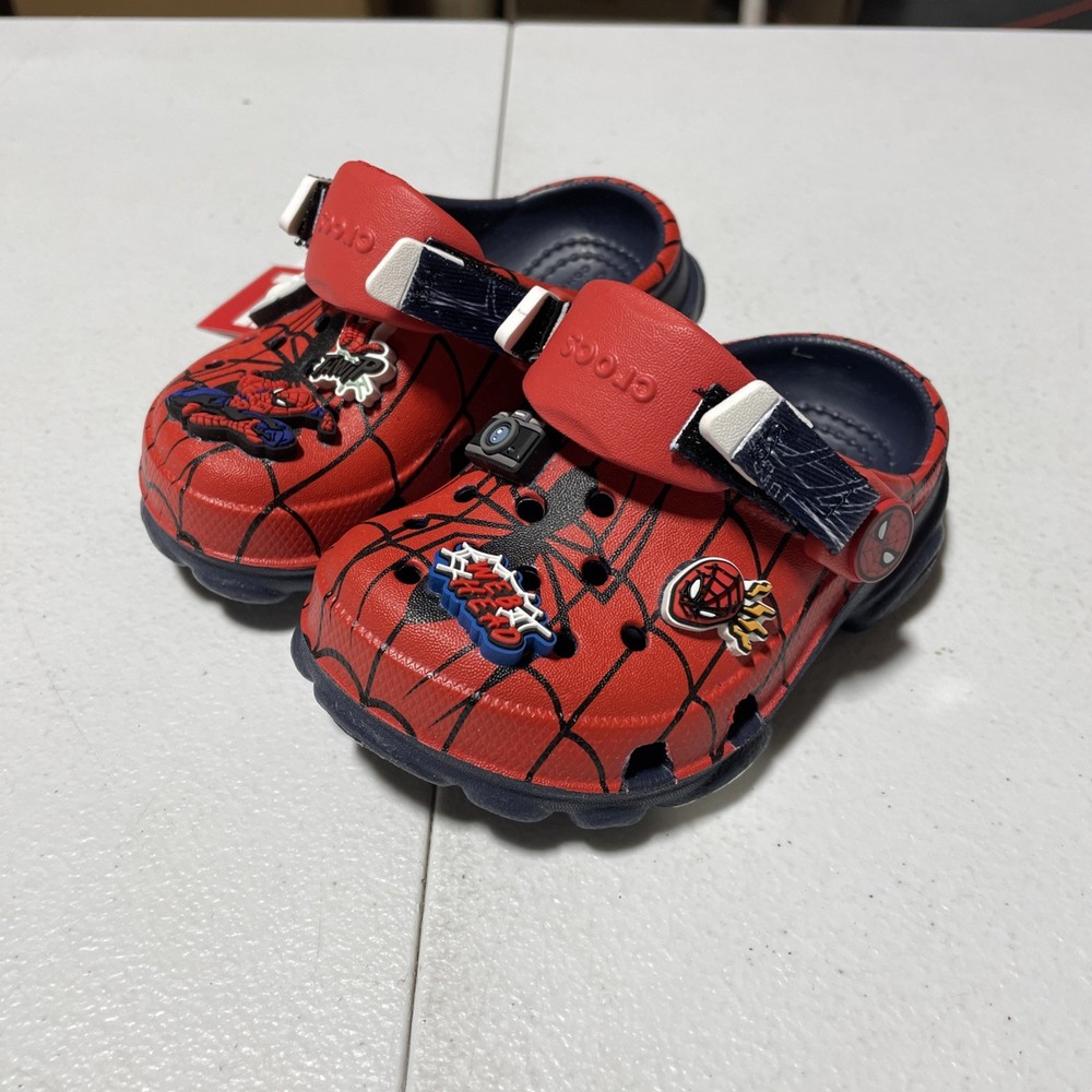 NWOT Crocs Marvel Team Spider Man All Terrain Kids Clogs Sandals Red, Size 5c