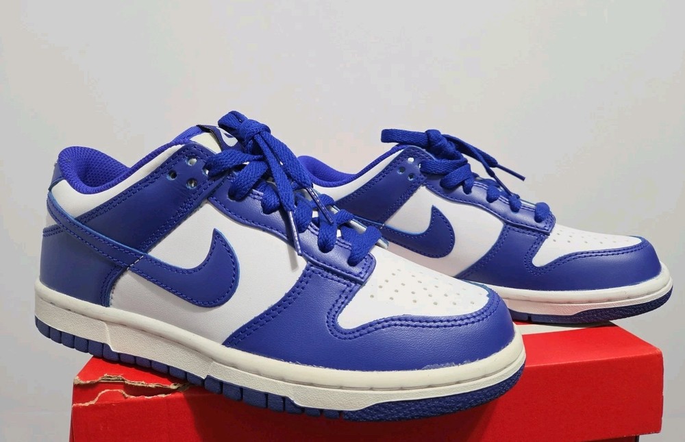 4.5Y/6W – Nike Dunk Low (GS) White/Concord-University Red FB9109-106