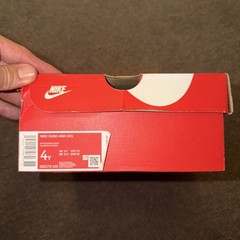 Nike Dunk High GS “Cargo Khaki” Size 4Y/ Size 5.5W Brand New