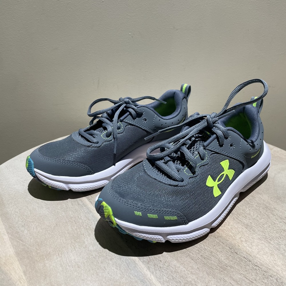 Under Armour UA BGS Assert 10 Youth Size 6Y Running Sneaker Athletic 3026182-102