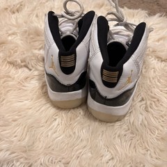 Nike Air Jordan Retro 11 Gratitude Defining Moments Sneakers Size 2Y
