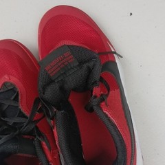 Nike Team Hustle D 9 Kids 6Y Red/Black Athletic Sneaker CW6735-600