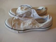 Converse Shoes Kids Teens Size 4.5 White Chuck Taylor One All Star Sneakers