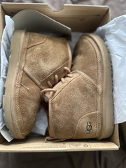 UGGS K NEUMEL II Kids Size 2