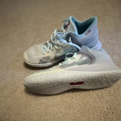 Nike Kyrie Flytrap V Kids Basketball Shoes White/Blue 6.5Y Mid Top DD0340