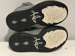 Nike Kyrie Infinity SE GS & Kyrie Infinity SE Gray White 12C