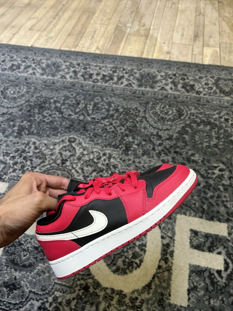 Size 5.5 (GS) – Jordan 1 Low Black Very Berry