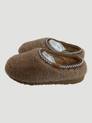 UGG Tasman Maxi Curly Kid’s Size 6 Chestnut Casual Slippers NIB