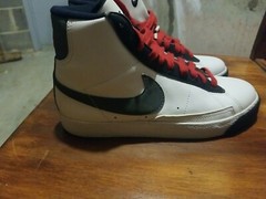 Nike Blazer Mid Black Red White Gray 318705-103 Shoes Size 4.5Y 2008