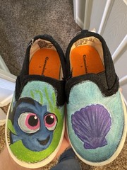 Garanimals Hand Painted Dory Finding Nemo Slip-On Shoes Unisex Kids Size 5