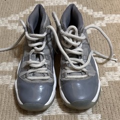 Jordan Air Jordan 11 Mid Top Sneakers Gray/White Kids 4Y MPN 378038-005