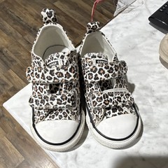 Converse Chuck Taylor All Star Kids Leopard Print Hook & Loop Low Top Sneaker 6