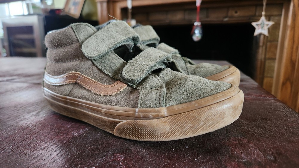 Vans Old Skool Mid Hook/Loop Kids Size 1 Green/Gum Soles