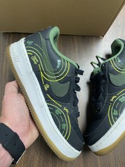 Nike Air Force 1 Low LV8 GS NY vs. NY