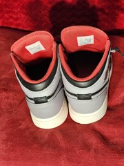 Jordan Air Jordan 1 Mid Black/Red/Gray Leather Sneaker Kids 5Y DQ8423-006