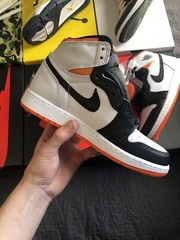 Jordan 1 “ Electro Orange” | Size- 4y / 5.5w | NIB |