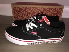 NEW Vans Doheny Flame Check Sidewall Black White Red Skate Shoe Youth Size 6 Y