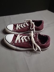 Converse Chuck Taylors Maroon Madison Low Tops With Plaid Size 8