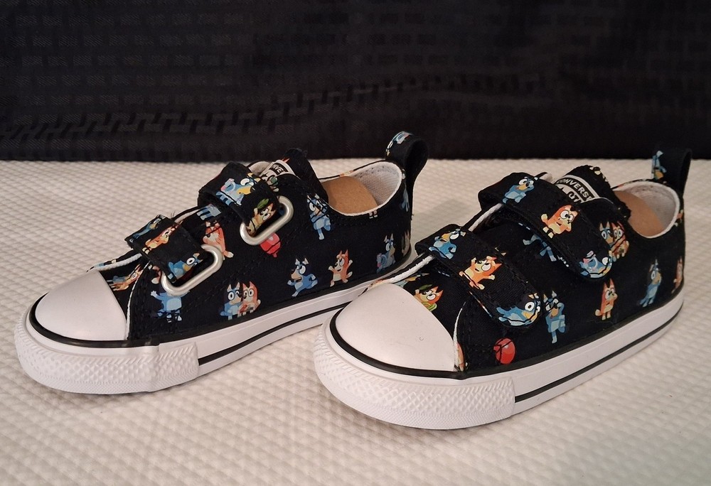 Converse Bluey Little Kids Size 8 All Star Sneaker Black Multi-Color NWOB