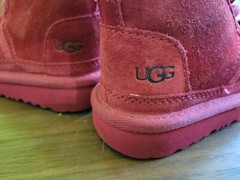 UGG Neumel II Red Suede Lace Up Shearling Lined Ankle Boots Unisex Kids Size 6