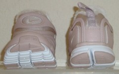 New Nike Dynamo Free SE PS Silt Red White Children Size 13C UK 12.5 EUR 31