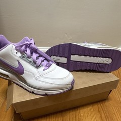 Nike Air Max White/Purple/Gray Leather Low Top Sneakers 7Y 401995-105