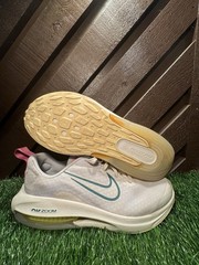 Size 5 (GS) – Nike Air Zoom Arcadia 2 Low White Mineral Teal