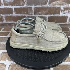 Hey Dude Wally Youth Basic Beige Slip On Comfort Shoes Kids Youth Size 4