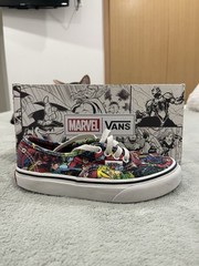 VANS Marvel x Authentic Marvel Women