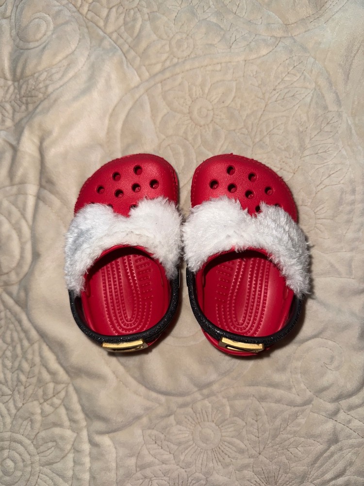 Crocs Classic Lined Santa Clog Toddler Size 2-3C Holiday Christmas NEW