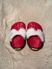 Crocs Classic Lined Santa Clog Toddler Size 2-3C Holiday Christmas NEW