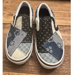 Vans Kids Classic Slip On Sneaker Patchwork Denim Navy/True White Size 11.5K NEW