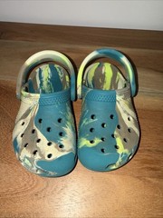 Crocs Kids Classic Marbled Clogs Marbled Teal Green Beige Shoes Size 7 Toddler