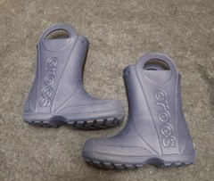 Crocs Handle It Lightweight Rain Boots Size J3 Blue Kids