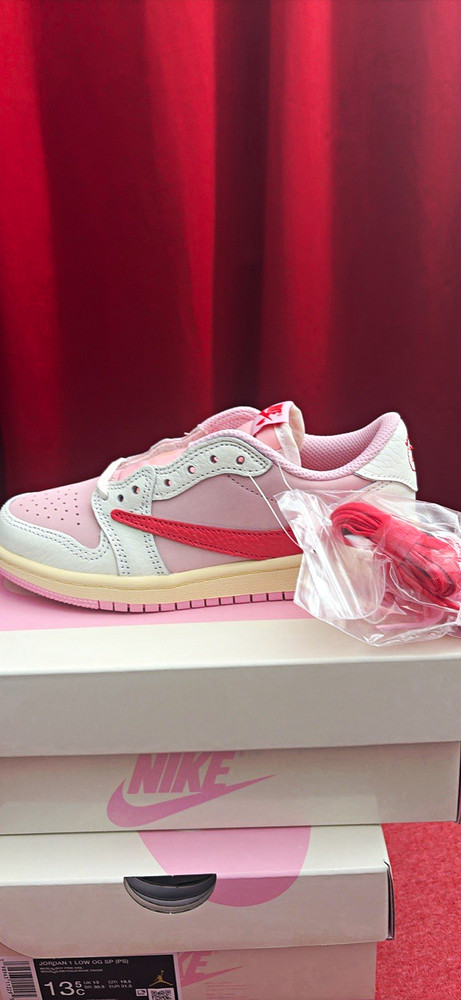 Jordan 1 Low OG SP (PS) Kids Sneaker Pink/White/Red US 13.5C IQ7605-101