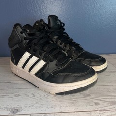 Adidas Kids Hoops 2.0 Mid Sneakers Size 4.5 Black White Streetwear Athleisure