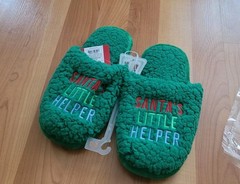 Santa’s Little Helper Size 2/3 Kids Furry Slippers Warm Indoor Christmas Gift
