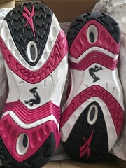 Reebok Shaqnosis OG Grade School Silver/Pink/White V53880 Big Kids Sz 4.5
