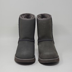UGG Classic Grey Short Boot 1019646K Sheepskin Fur Lined Mid Calf Youth Sz 3 New