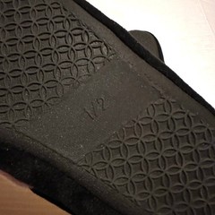 Soccer Slippers Comfy Lounge Black White Green Youth Size 1/2