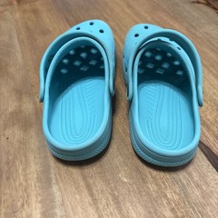 Crocs Kids Size 1 J Light Blue Clog