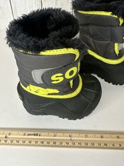 Sorel Toddler Commander Snow Boots Black & Yellow Size 4 Easy On/Off