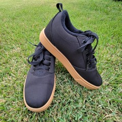 Heelys Pro 20 Black and Beige Youth Skate Shoes Size 3Y (HE101468)