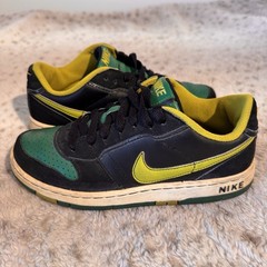 Nike Prestige 2007 Green and Black Lowtop GS Sneakers 313474-831 XE Size 5Y