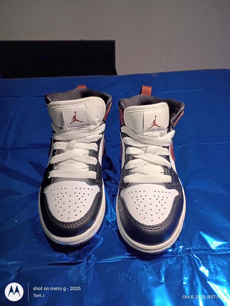 Jordan 1 Mid SE TD