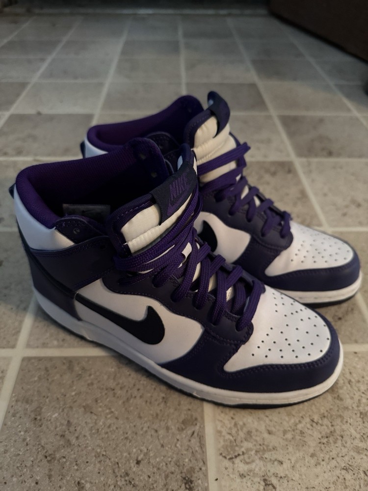 Size 6.5 (GS) – Nike Dunk High Electro Purple Midnight Navy